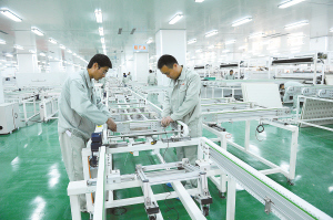 全市新特產(chǎn)業(yè)、服務(wù)業(yè)和沿海發(fā)展重點(diǎn)項(xiàng)目推進(jìn)會(huì)現(xiàn)場觀摩活動(dòng)剪影